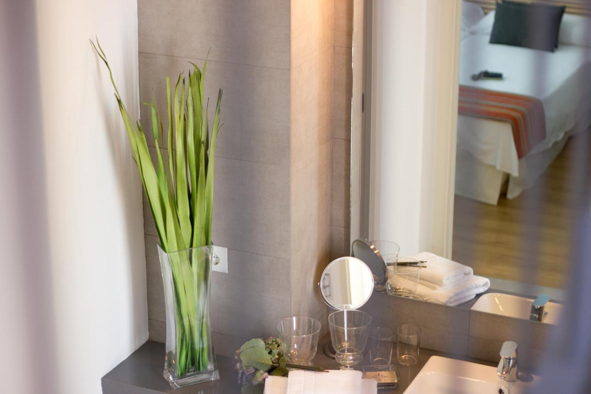 Life Apartments Alberto Lista إشبيلية المظهر الخارجي الصورة
