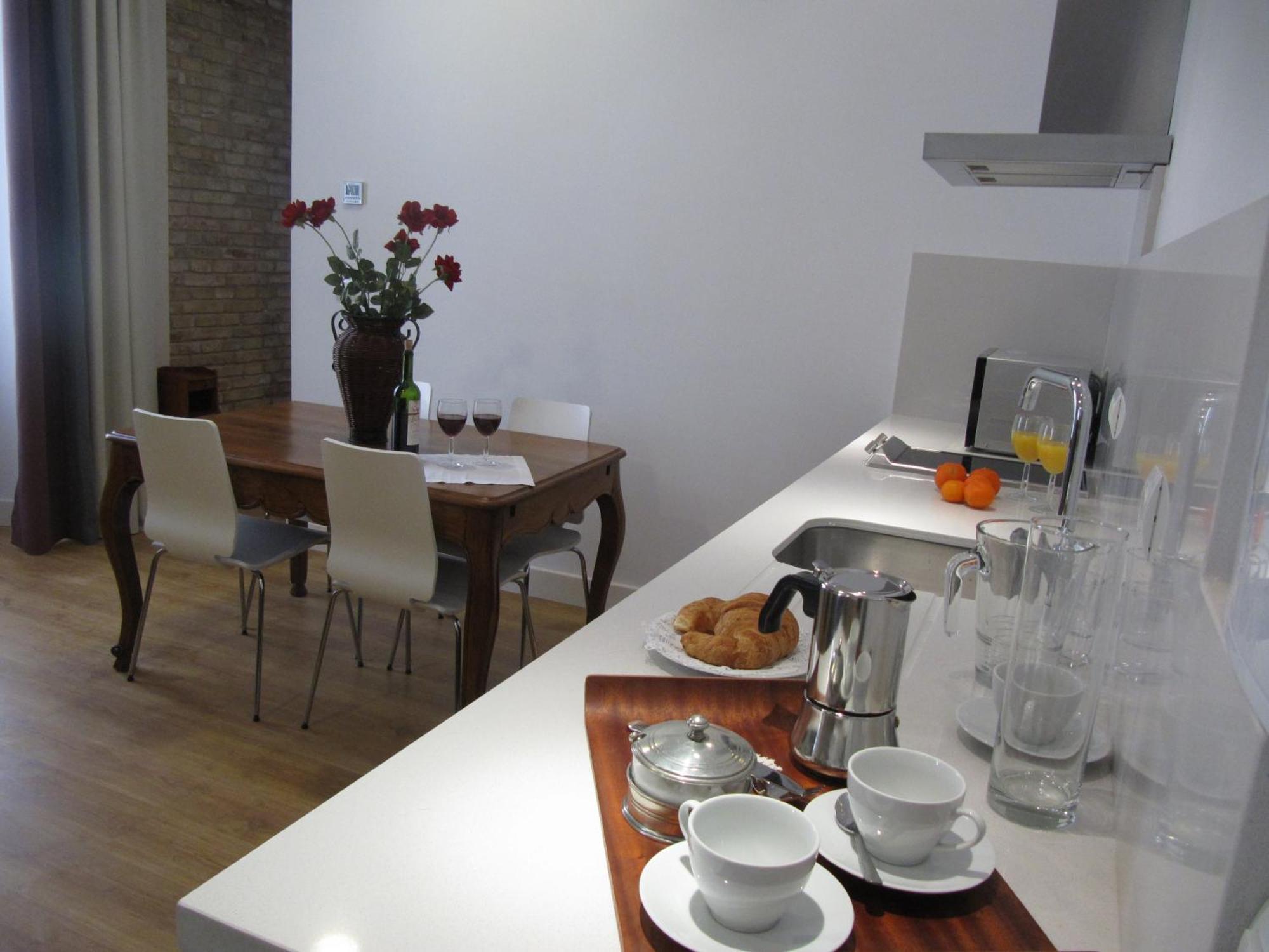 Life Apartments Alberto Lista إشبيلية الغرفة الصورة