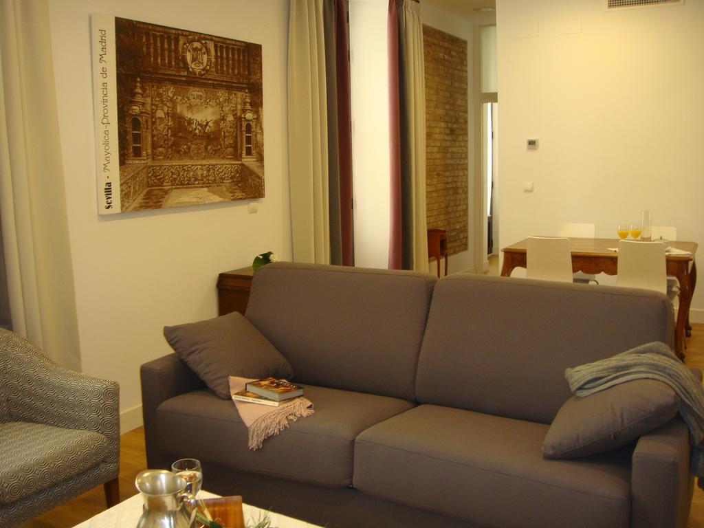 Life Apartments Alberto Lista إشبيلية المظهر الخارجي الصورة